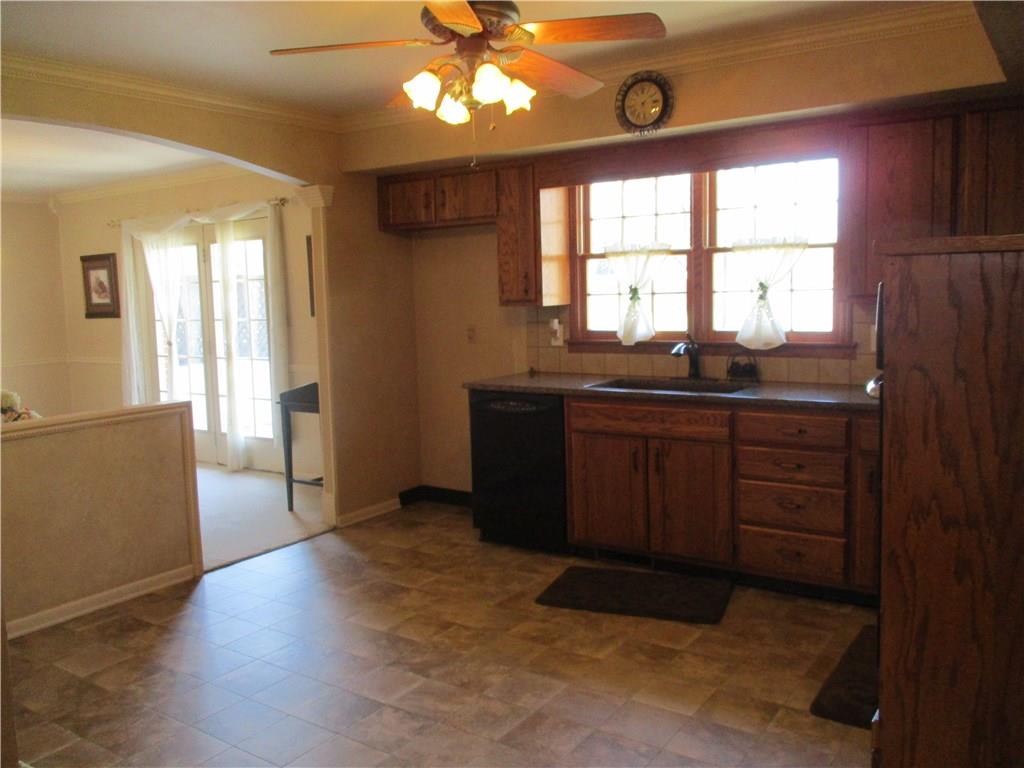 4110 Ridgeway Avenue Columbus, IN 47203 - Photo 6 of 28 Gallery Image 6