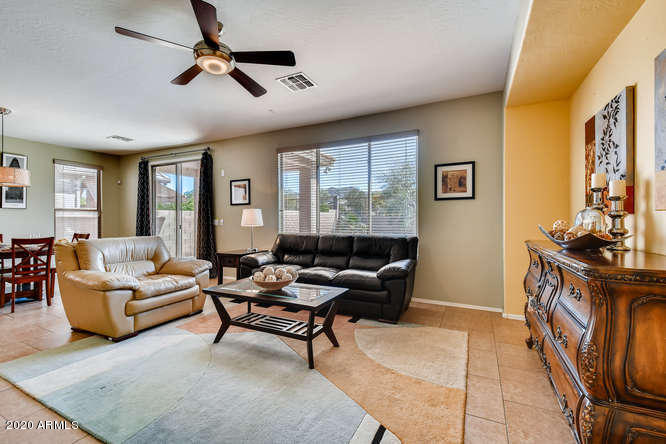 1817 East Beverly Road Phoenix, AZ 85042 - Photo 5 of 27 1817 E Beverly Road Phoenix AZ-small-006