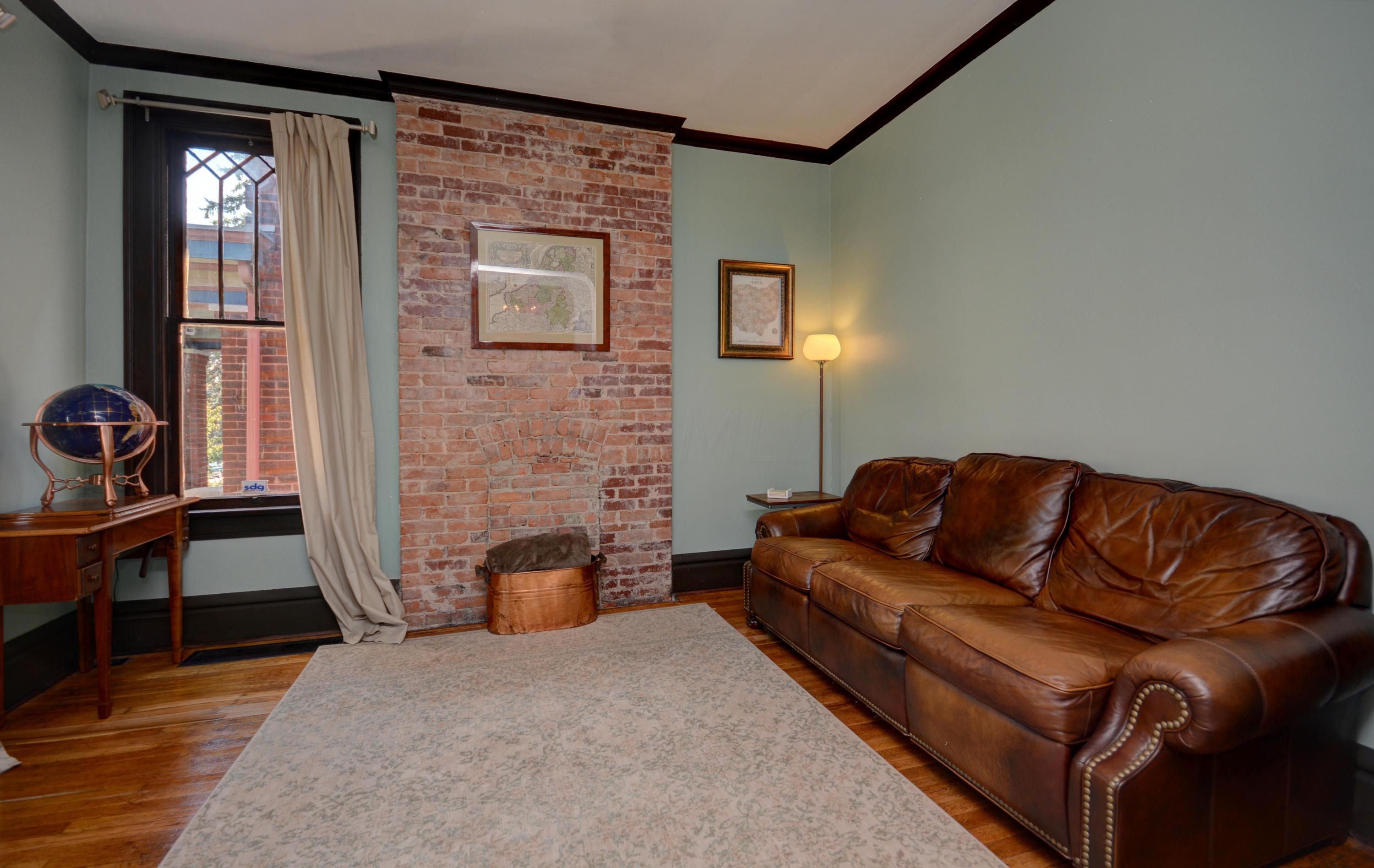 1611 Bryden Road Columbus, OH 43205 - Photo 4 of 33 Gallery Image 4