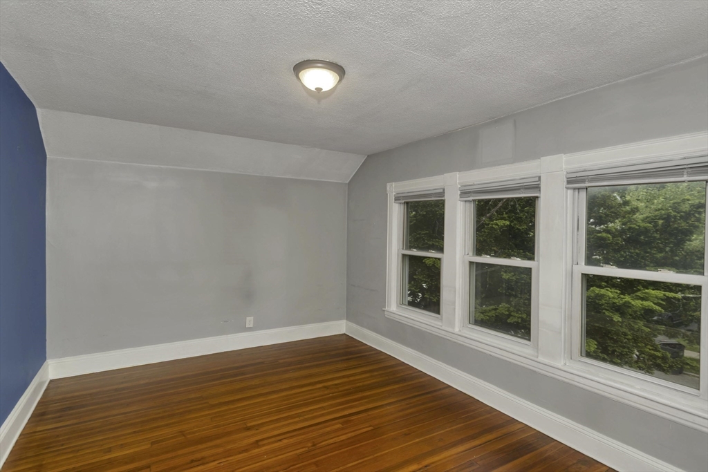 80 Rochelle Street Springfield, MA 01109 - Photo 28 of 29 Gallery Image 28