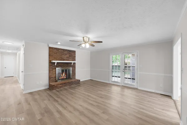 $389,900 | 22 Jamestown Drive, Jackson, TN 38305