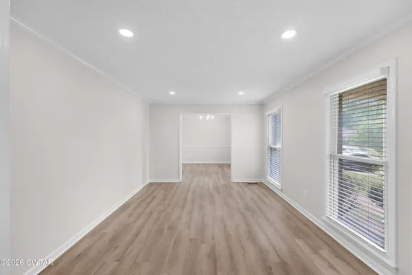 $389,900 | 22 Jamestown Drive, Jackson, TN 38305