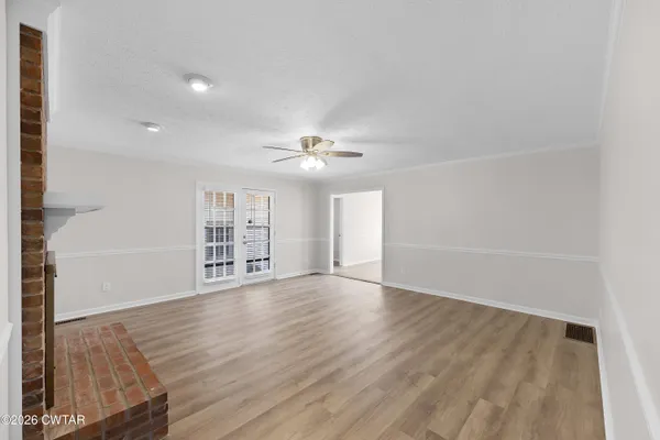 $389,900 | 22 Jamestown Drive, Jackson, TN 38305