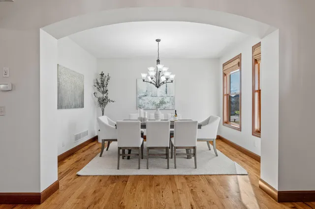 $900,000 | 5510 Weston Lane North, Plymouth, MN 55446