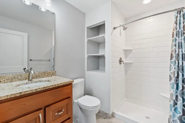 $900,000 | 5510 Weston Lane North, Plymouth, MN 55446