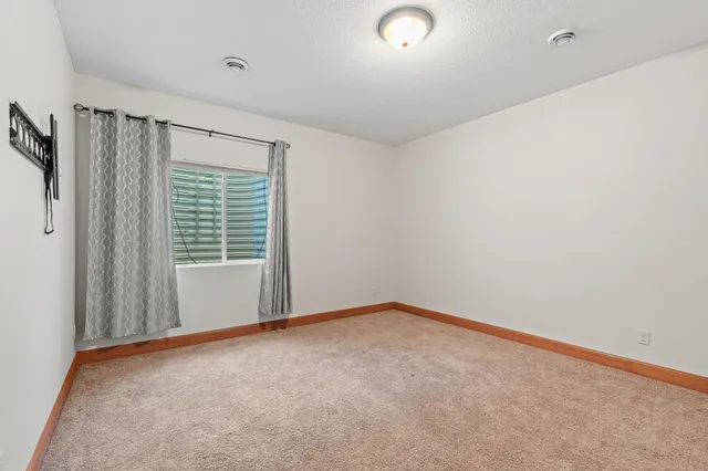 $900,000 | 5510 Weston Lane North, Plymouth, MN 55446