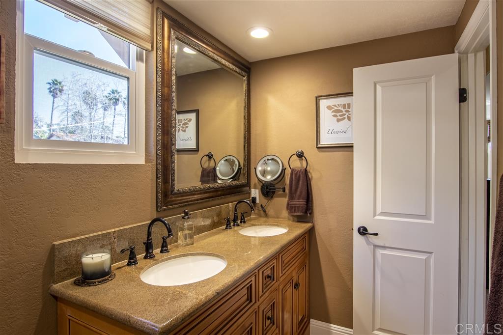 718 Ronica Way Fallbrook, CA 92028 - Photo 13 of 25