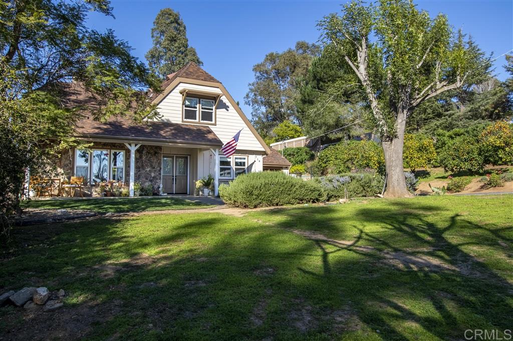718 Ronica Way Fallbrook, CA 92028 - Photo 4 of 25