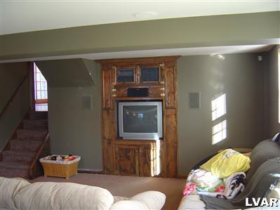 1539 Kelchner Road Bethlehem, PA 18018 - Photo 15 of 19 Gallery Image 15