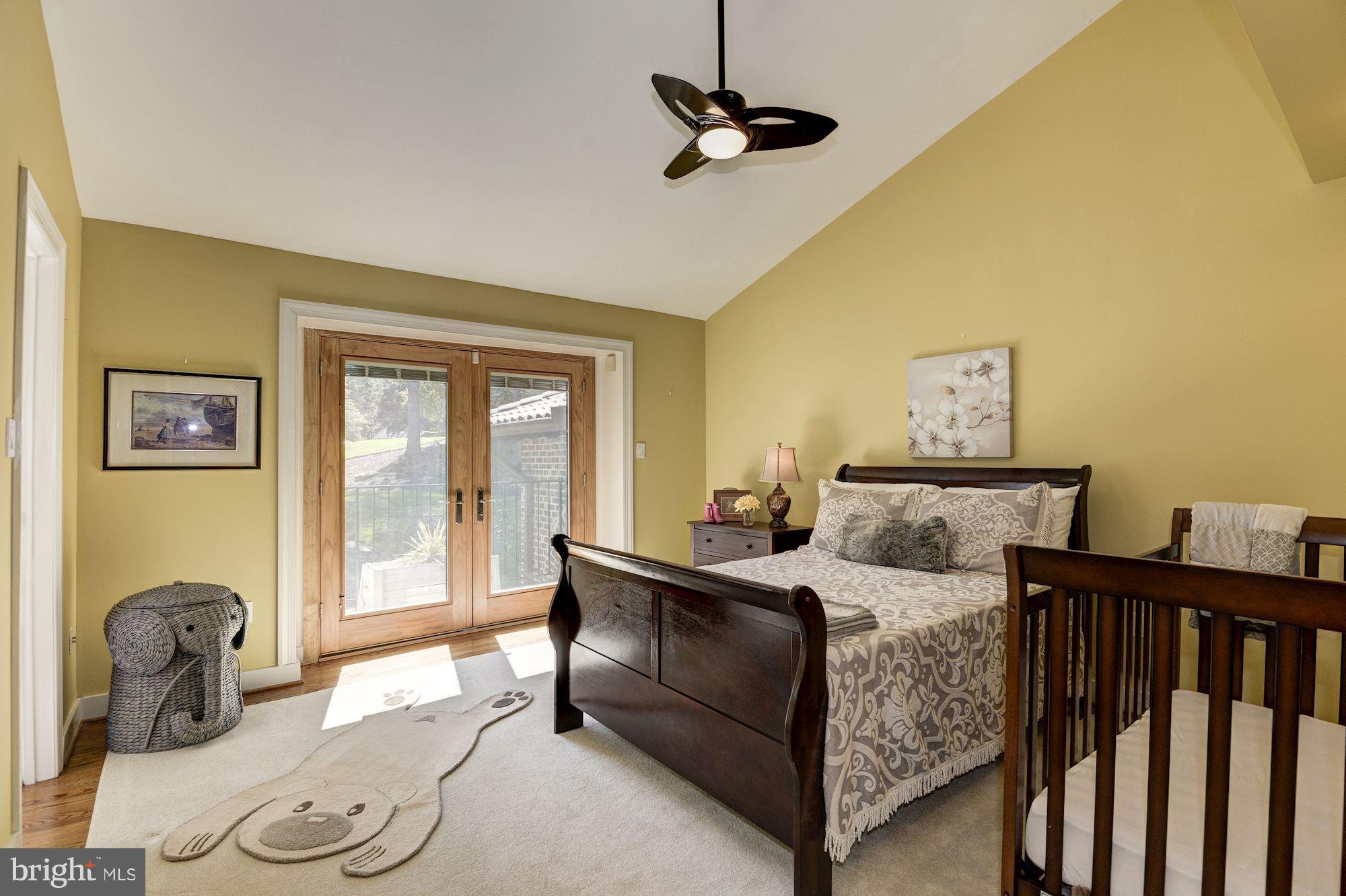 655 Potomac River Road McLean, VA 22102 - Photo 21 of 29 Bedroom Three