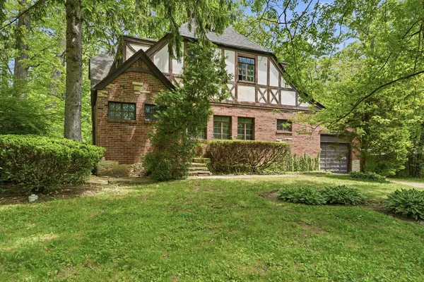 $5,000 | 3107 Dato Avenue, Highland Park, IL 60035
