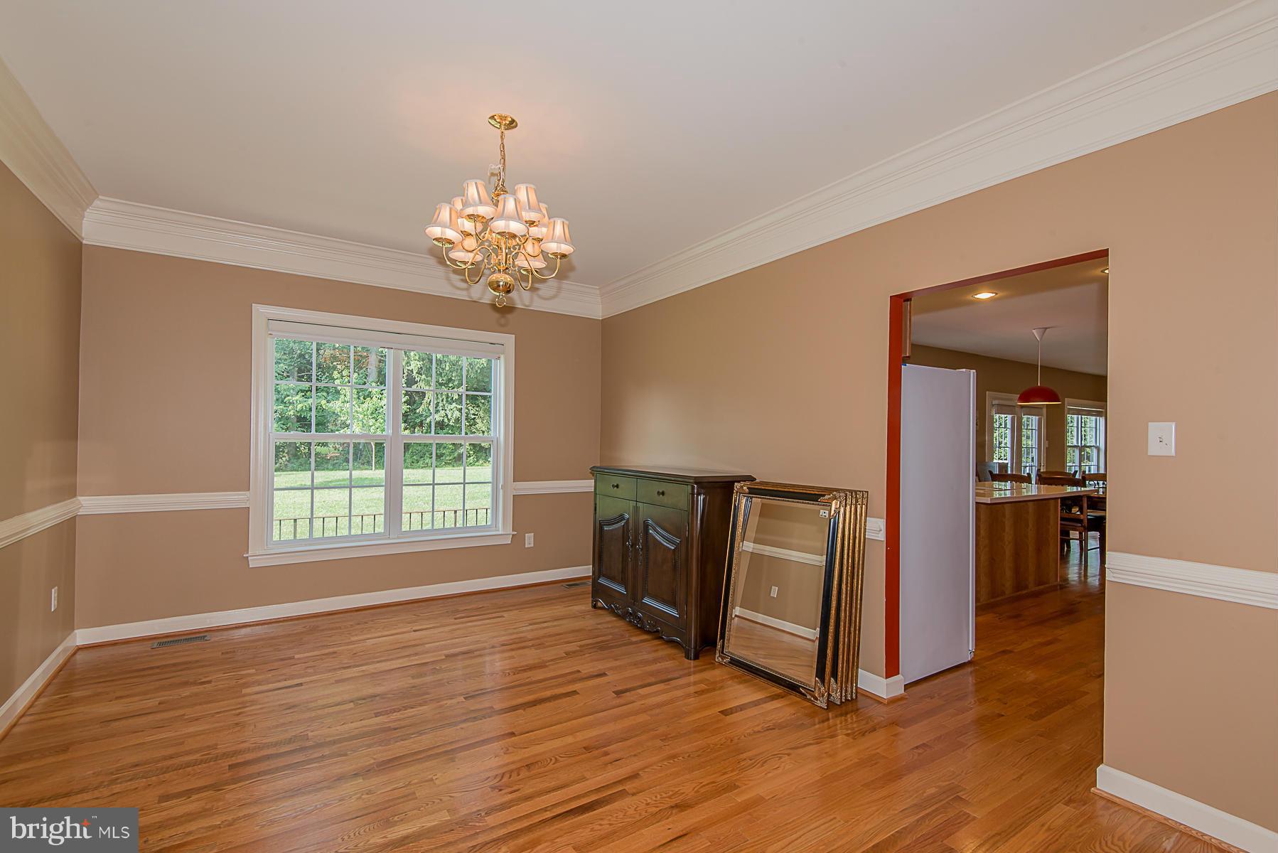 8434 High Ridge Road Ellicott City, MD 21043 - Photo 15 of 30 Dining Room