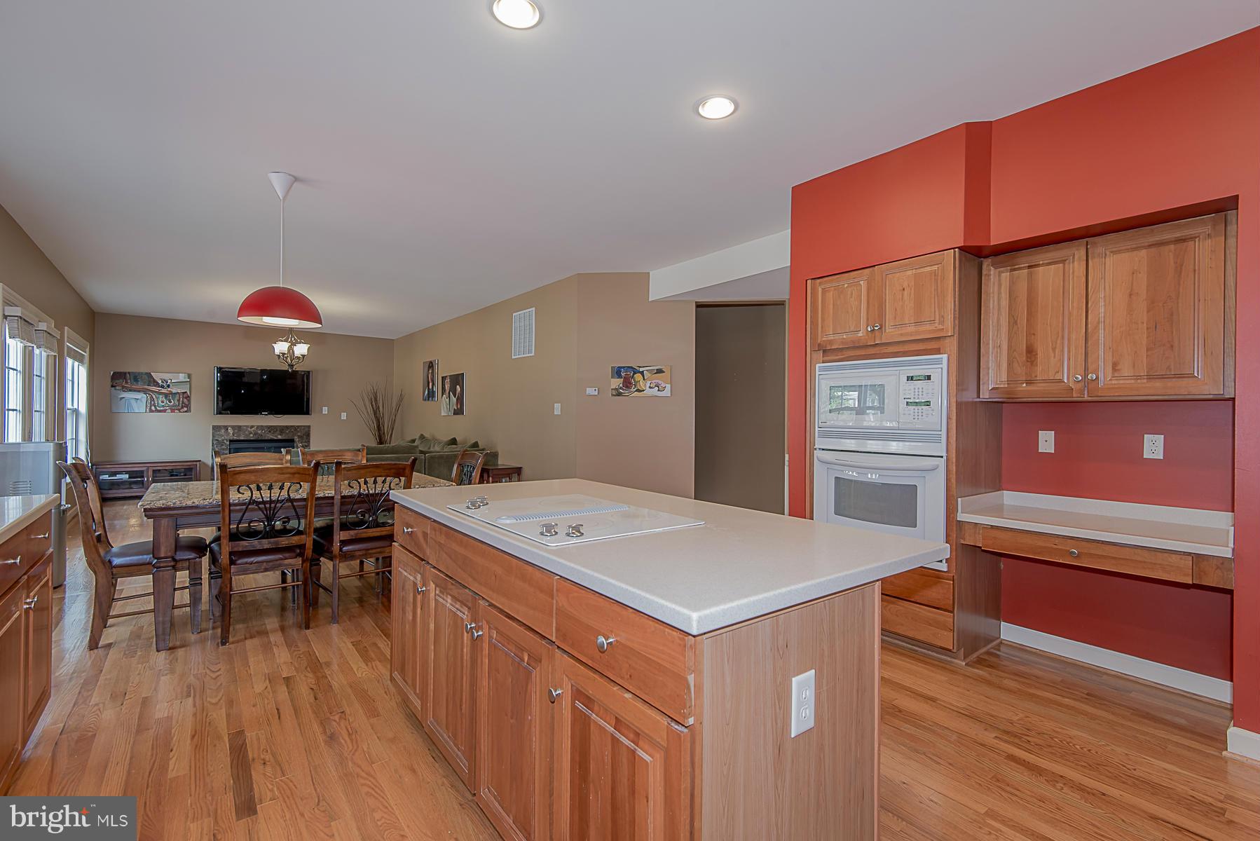 8434 High Ridge Road Ellicott City, MD 21043 - Photo 5 of 30 Kitchen