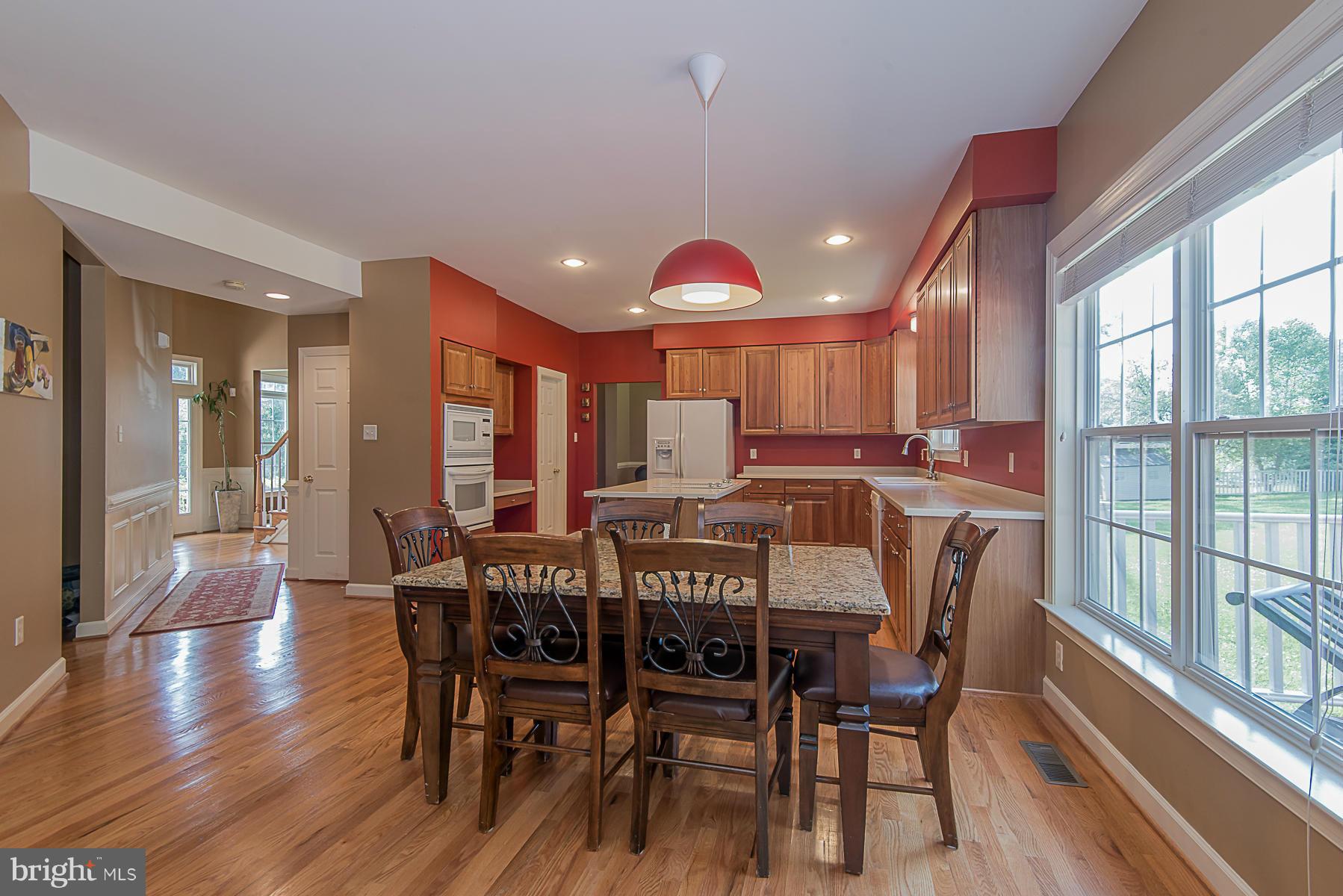 8434 High Ridge Road Ellicott City, MD 21043 - Photo 7 of 30 Kitchen