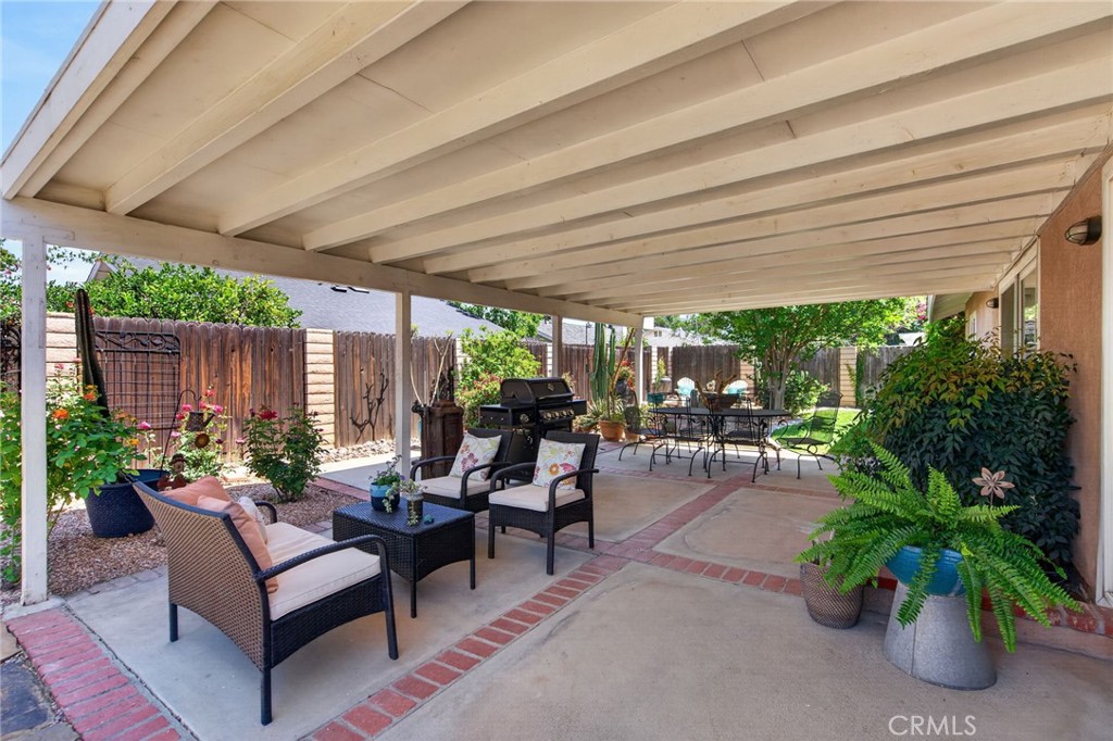 3243 Saratoga Street Riverside, CA 92503 - Photo 33 of 37