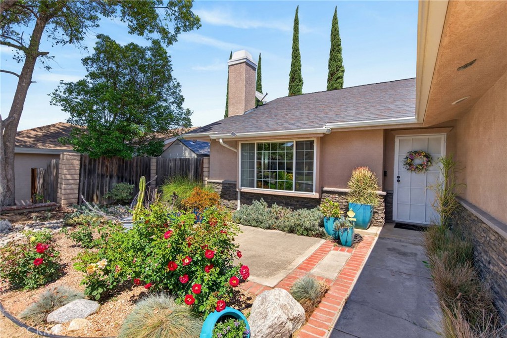 3243 Saratoga Street Riverside, CA 92503 - Photo 7 of 37