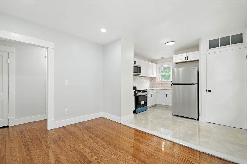 116 Merida Street Springfield, MA 01104 - Photo 13 of 38