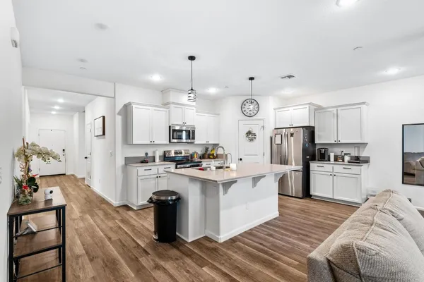 $519,999 | 526 Bedfordshire Drive, Patterson, CA 95363