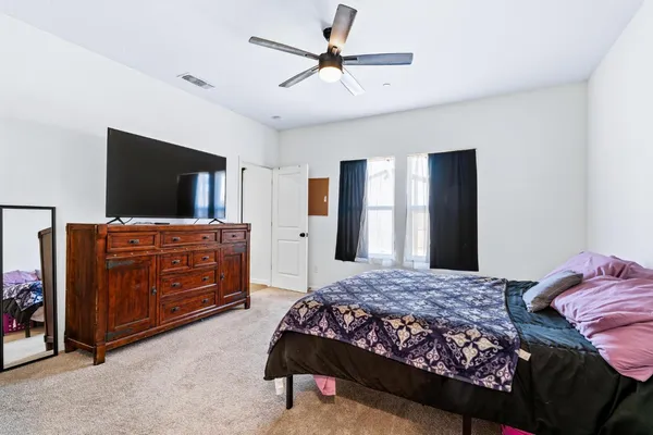 $519,999 | 526 Bedfordshire Drive, Patterson, CA 95363