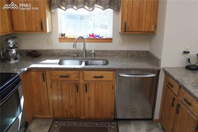 10730 Falling Star Road Fountain, CO 80817 - Photo 10 of 33