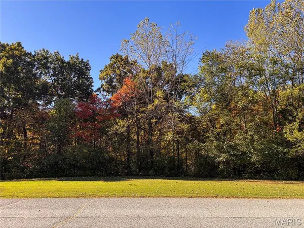 $89,900 | 1 Manderly Pl Drive, O'Fallon, MO 63366