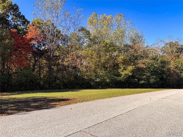 $89,900 | 1 Manderly Pl Drive, O'Fallon, MO 63366