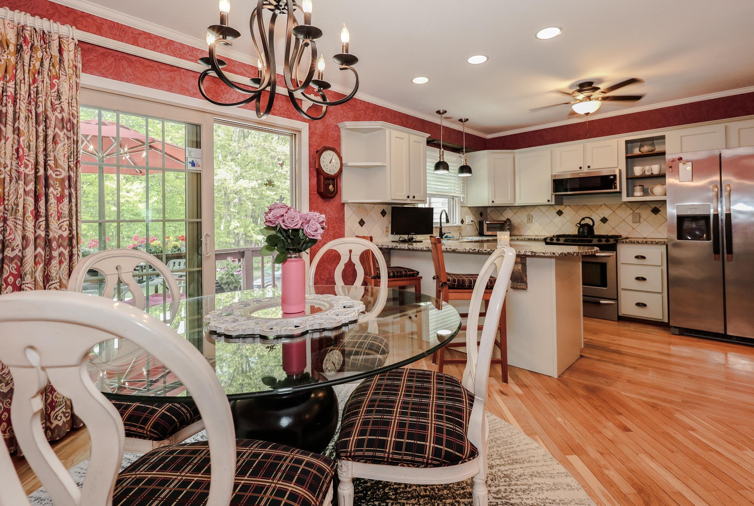 31 Stanstead Place Nashua, NH 03063 - Photo 10 of 42