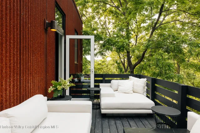 a view of outdoor space yard and patio