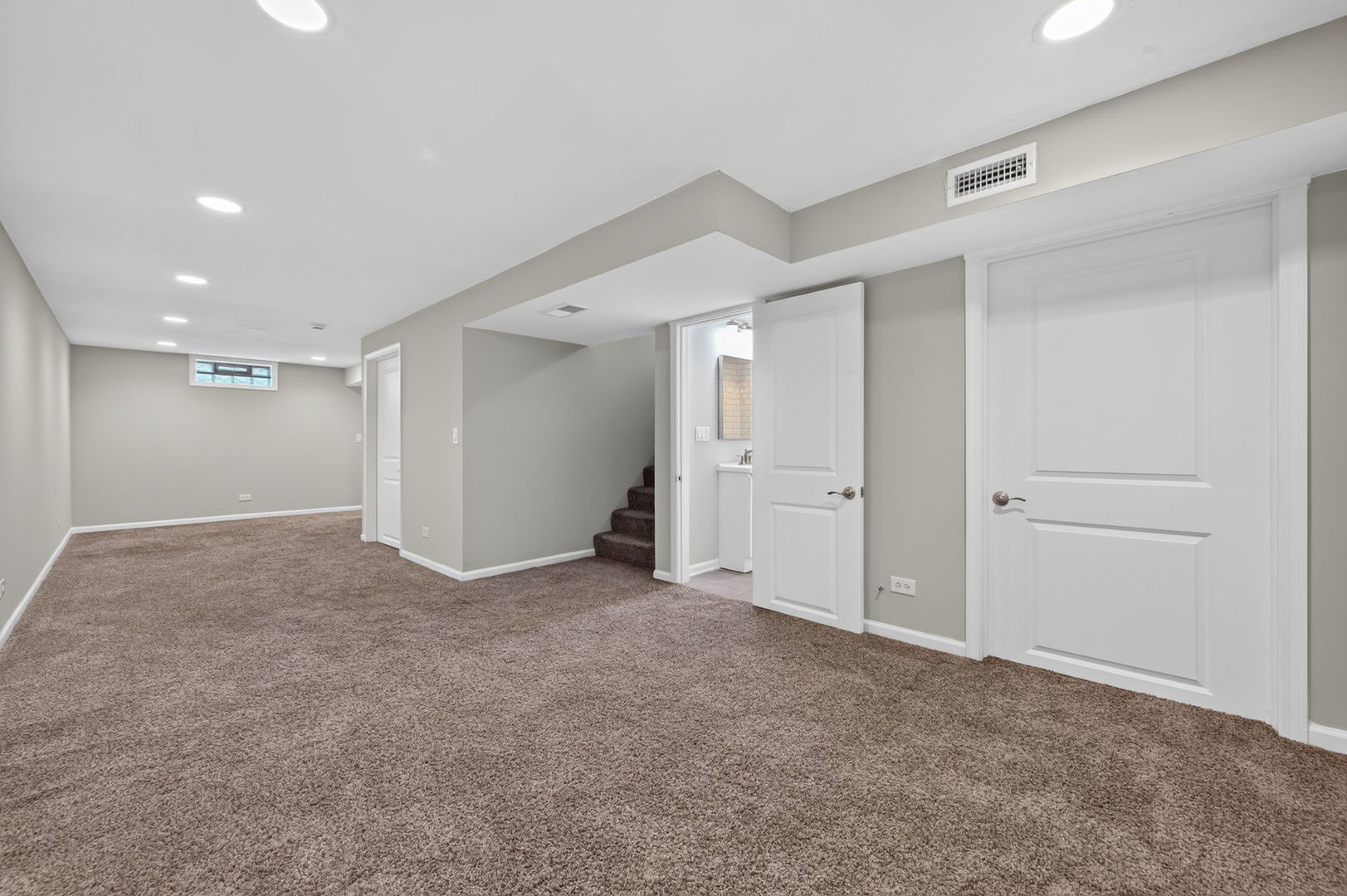 415 Alma Terrace Cary, IL 60013 - Photo 16 of 23 a view of an empty room