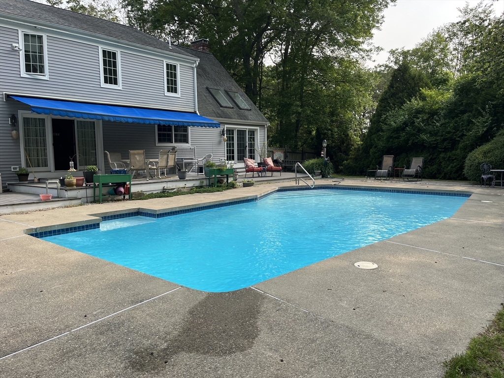 346 Judson Street Raynham, MA 02767 - Photo 15 of 36