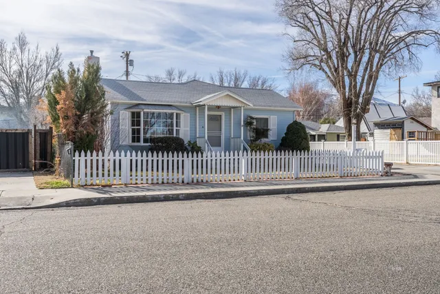 $629,000 | 718 Keough Street, Bishop, CA 93514