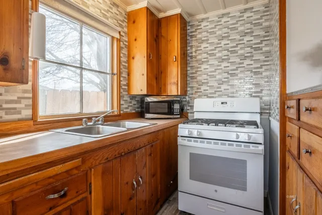 $629,000 | 718 Keough Street, Bishop, CA 93514