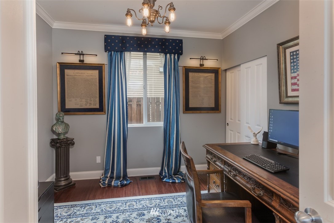 27508 Maple Ridge Way Southeast Maple Valley, WA 98038 - Photo 12 of 25