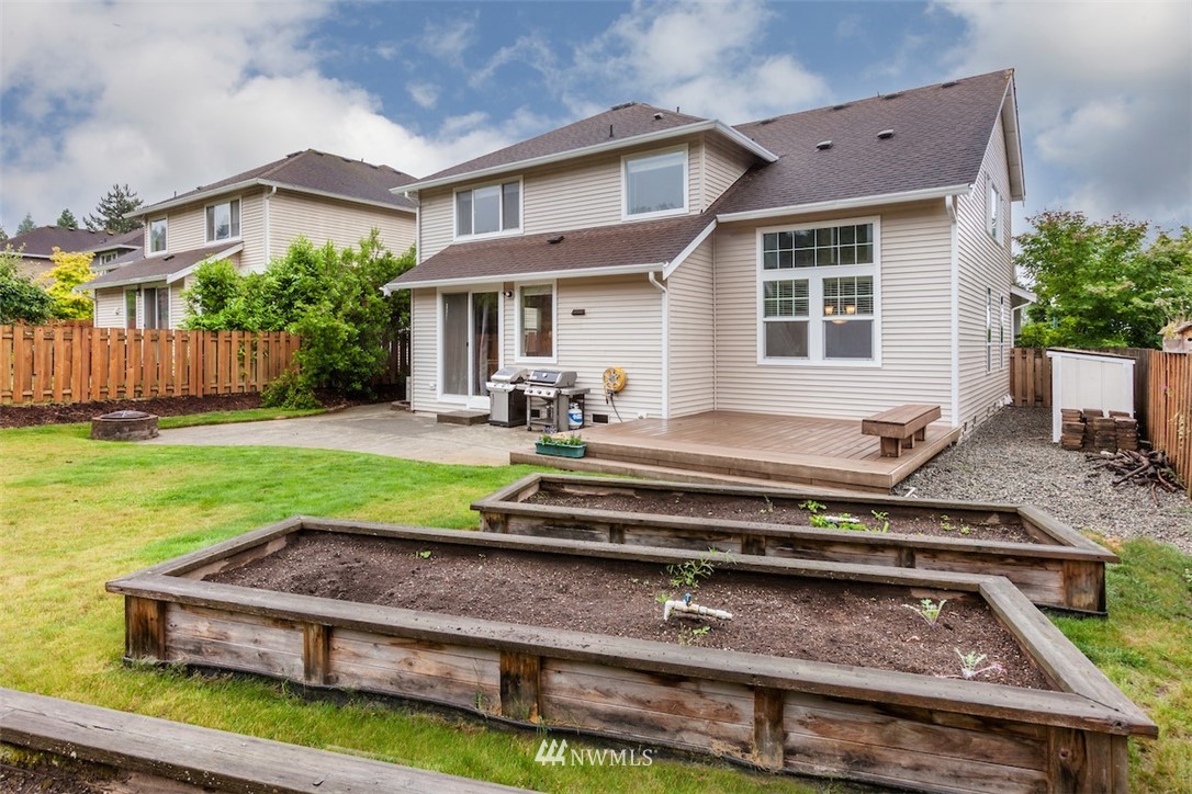 27508 Maple Ridge Way Southeast Maple Valley, WA 98038 - Photo 22 of 25