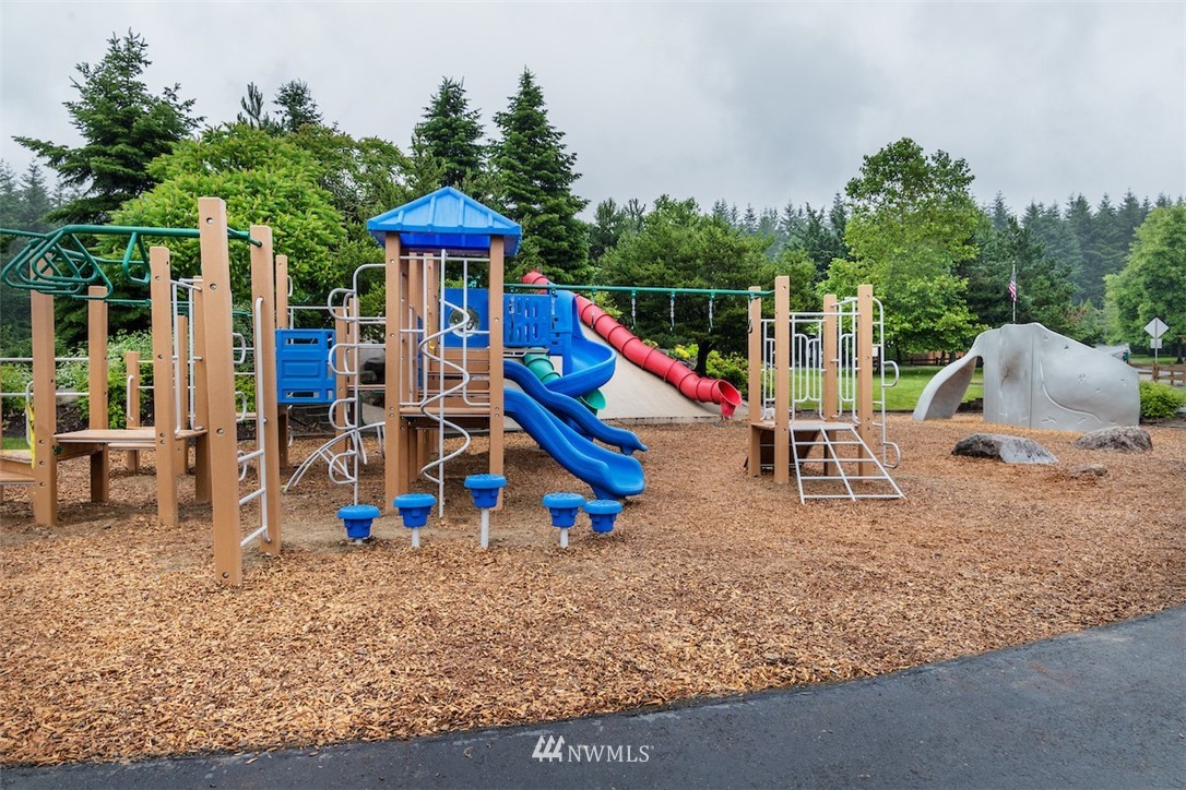 27508 Maple Ridge Way Southeast Maple Valley, WA 98038 - Photo 24 of 25