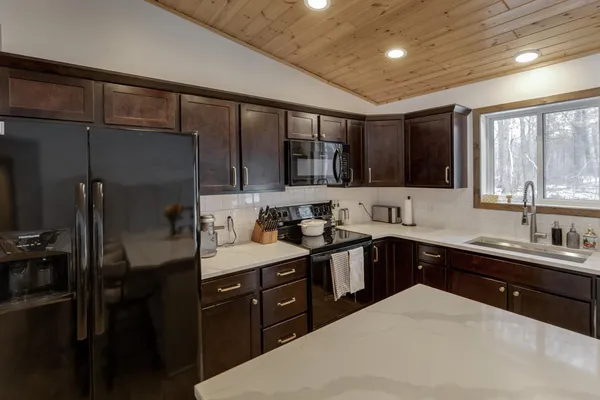 $439,900 | 18908 Maryville Road Northwest, Brainerd, MN 56401