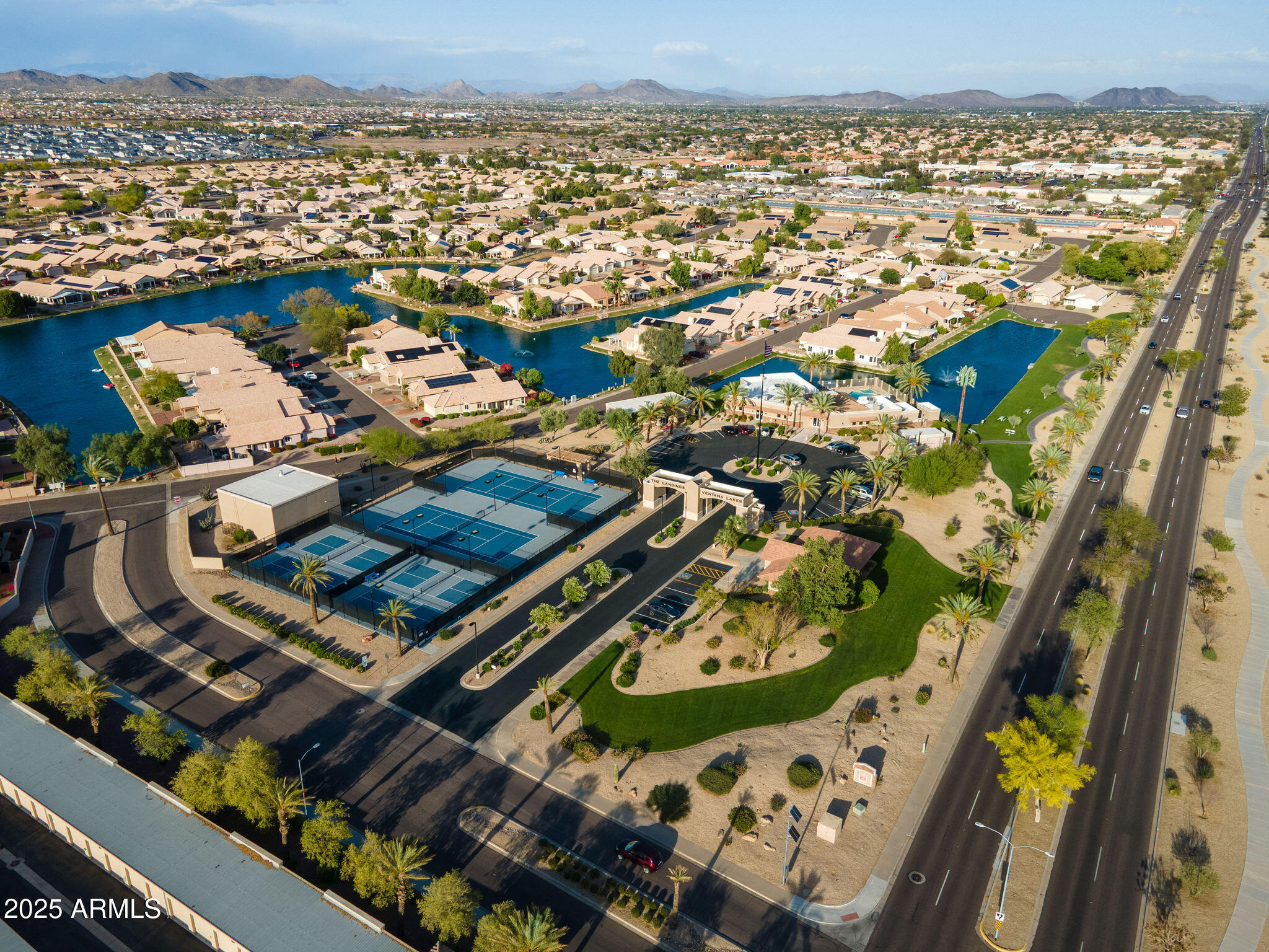 10344 West Burnett Road Peoria, AZ 85382 - Photo 18 of 27 Ventanta Lakes