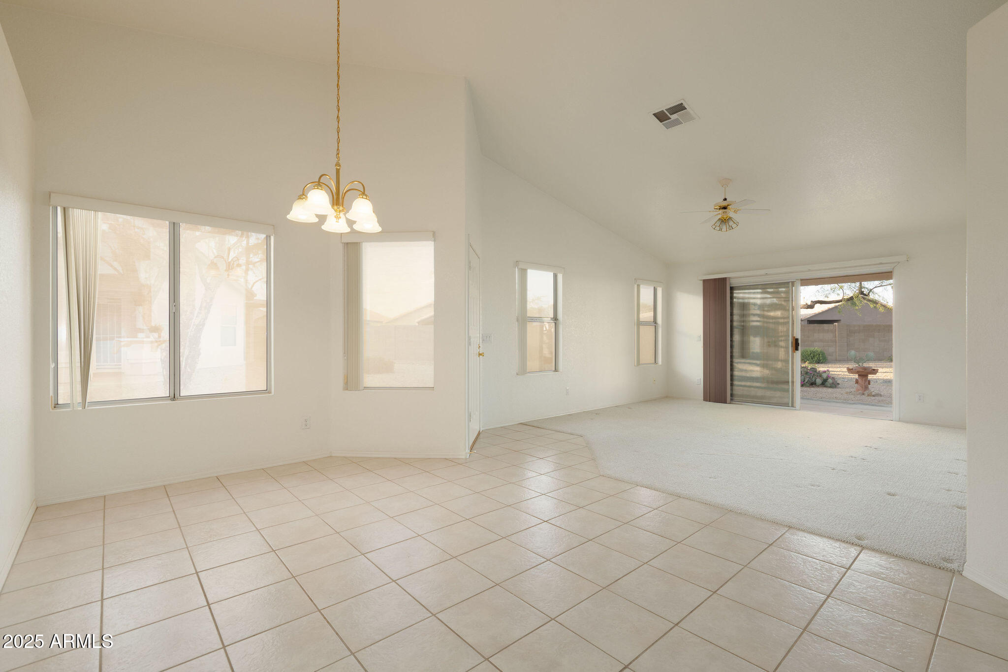 10344 West Burnett Road Peoria, AZ 85382 - Photo 3 of 27 dining and entry