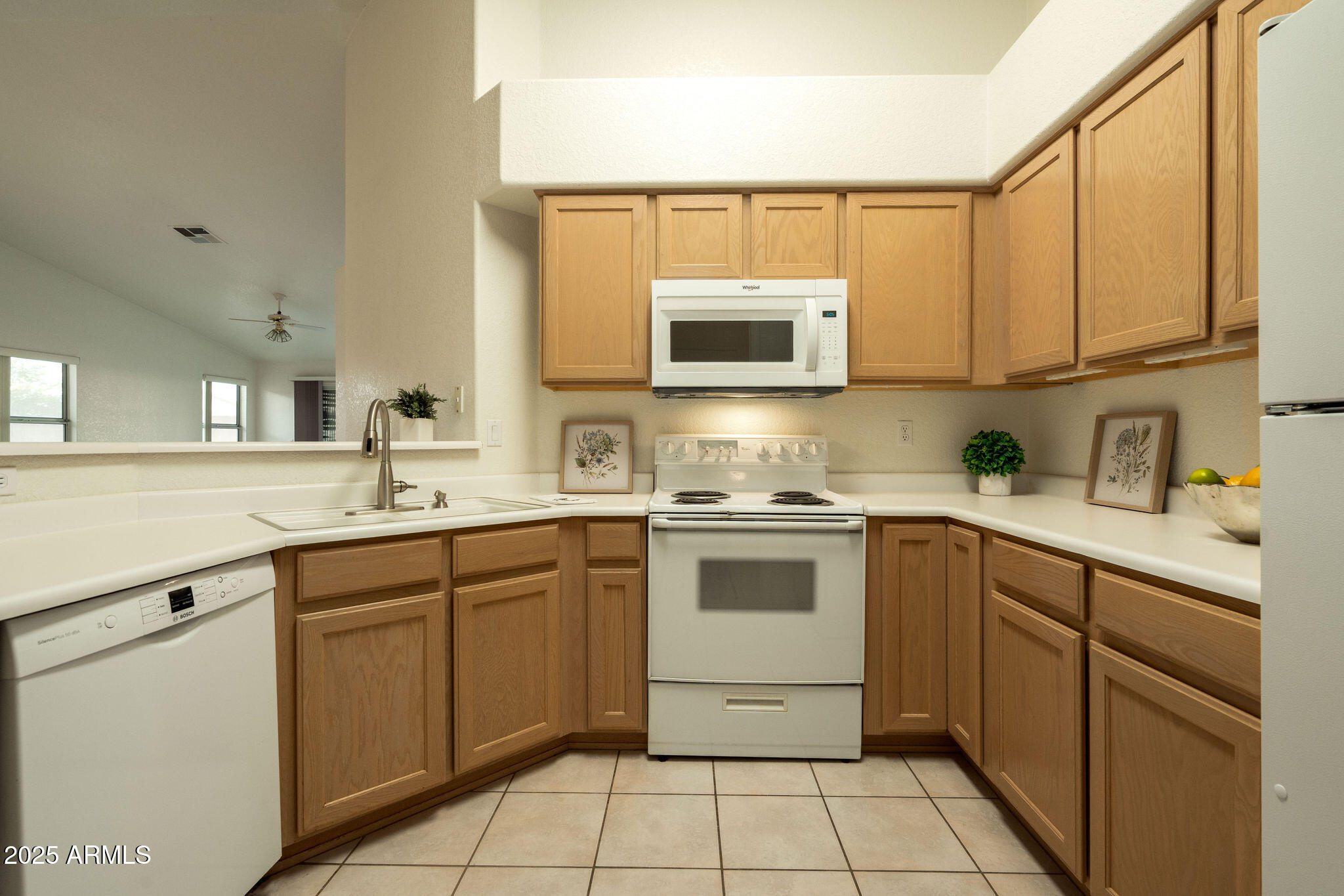 10344 West Burnett Road Peoria, AZ 85382 - Photo 6 of 27 open kitchen