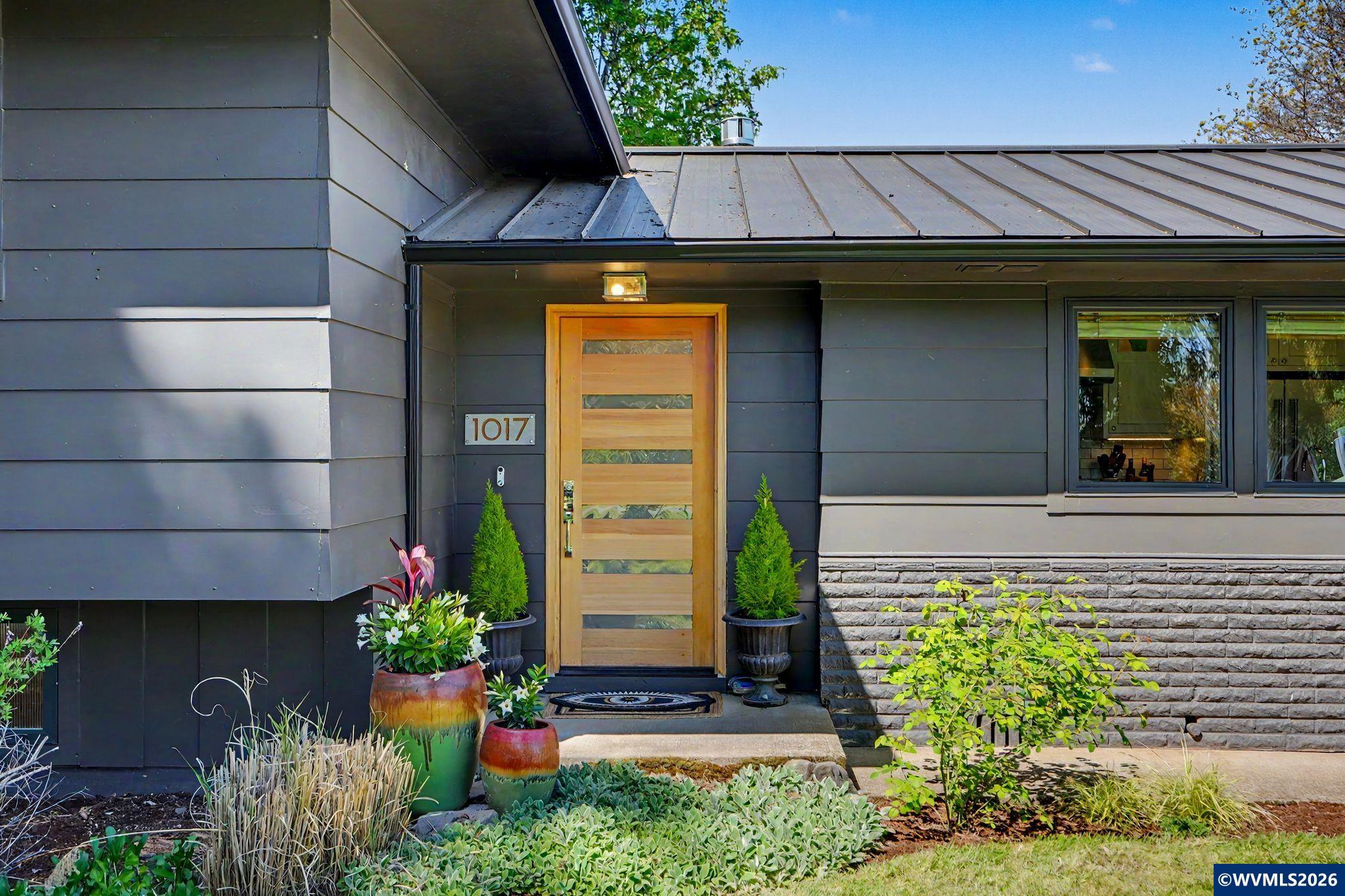 1017 Northwest Jones Avenue Albany, OR 97321 - Photo 7 of 50