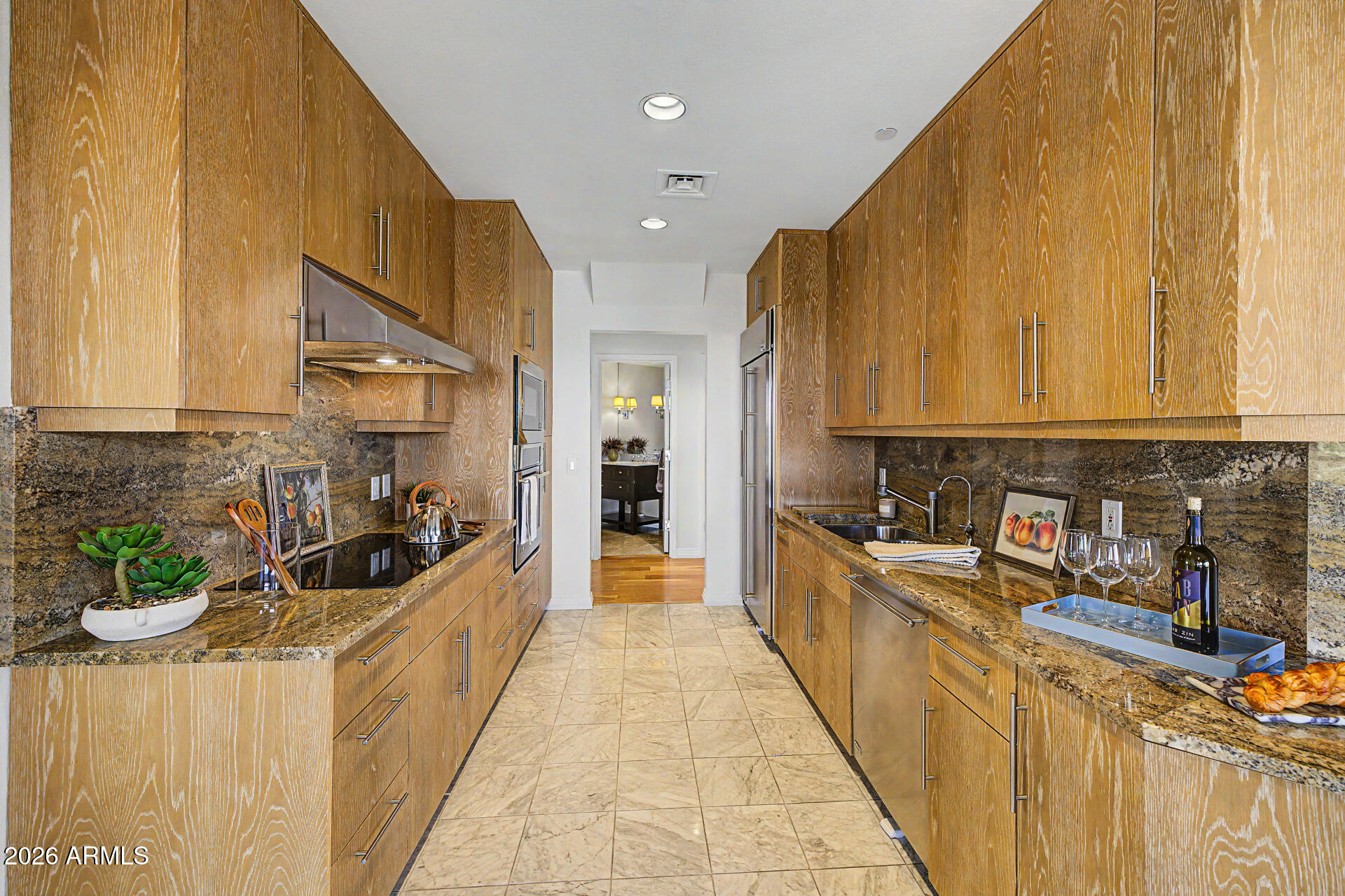 1040 East Osborn Road, Unit 402 Phoenix, AZ 85014 - Photo 34 of 96 31 - Osborn