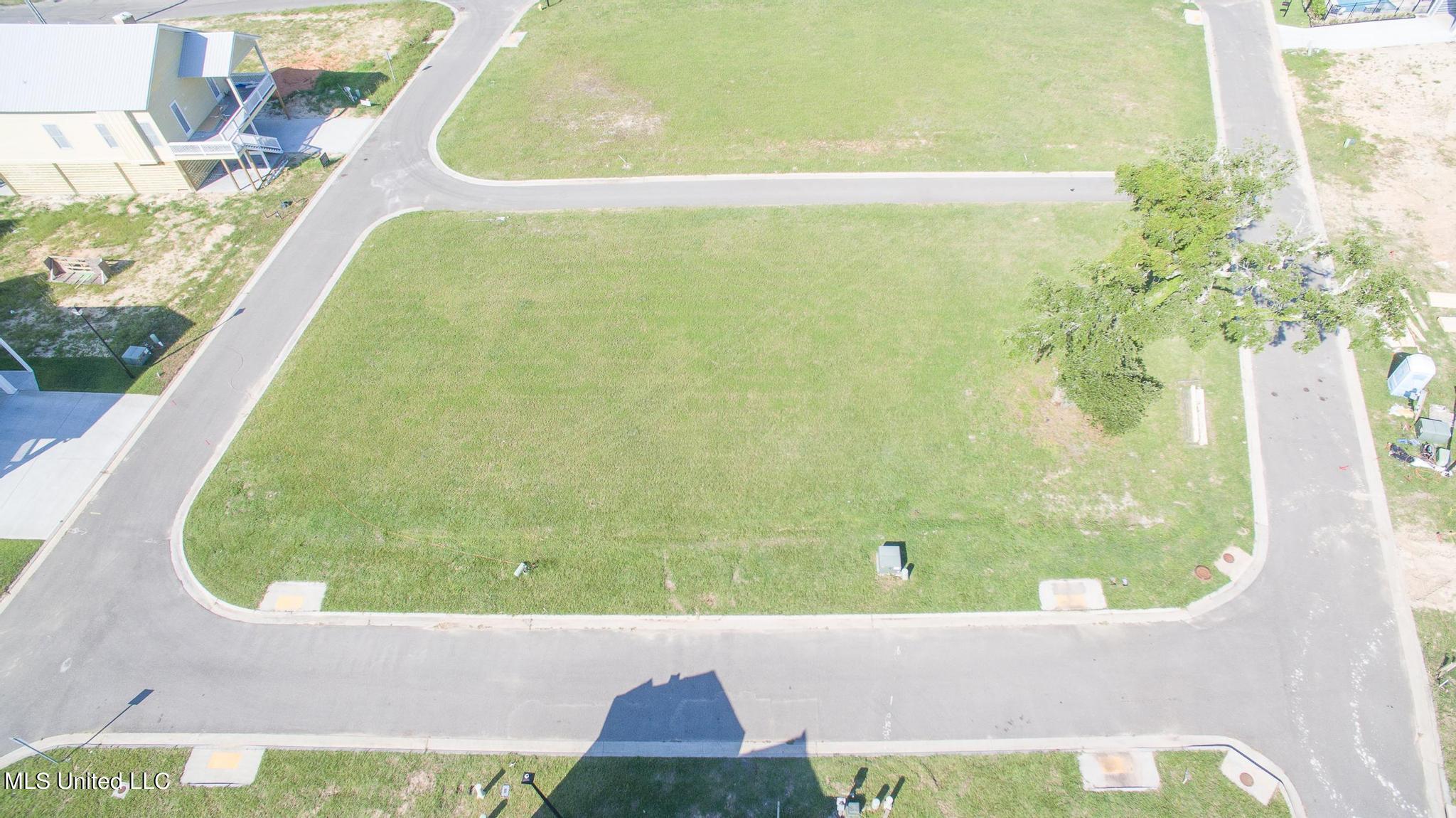 4760 Sebring Circle Gulfport, MS 39501 - Photo 13 of 14 9 Water-33011