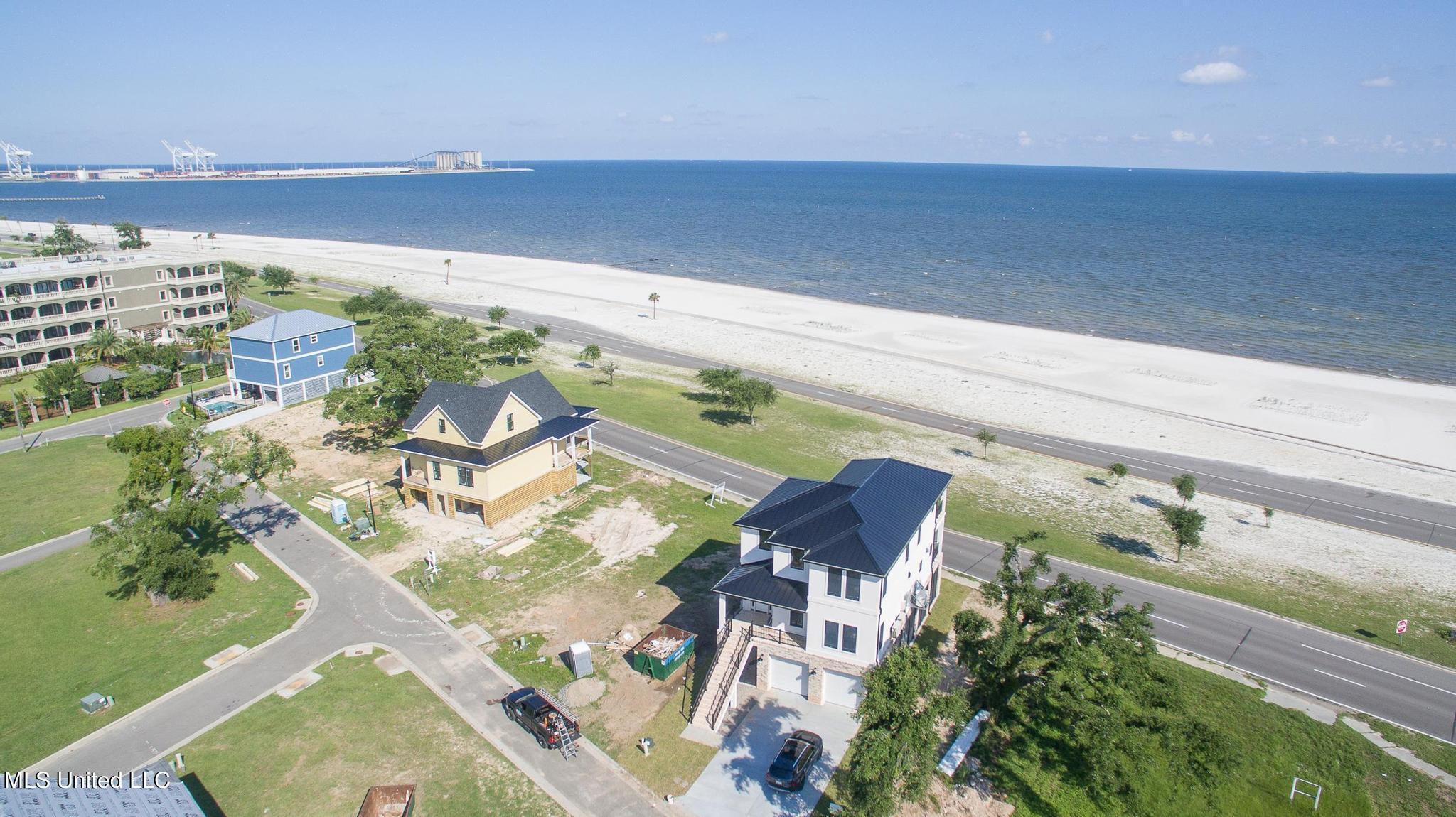 4760 Sebring Circle Gulfport, MS 39501 - Photo 7 of 14 9 Water-33005