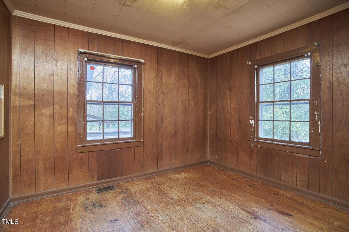 4118 St James Church Road Raleigh, NC 27604 - Photo 18 of 30 198