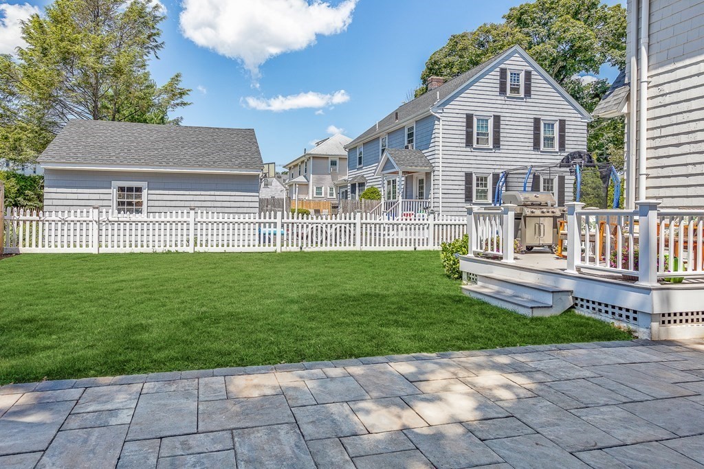 8 Pickwick Road Marblehead, MA 01945 - Photo 33 of 35 a front view of a house with a garden
