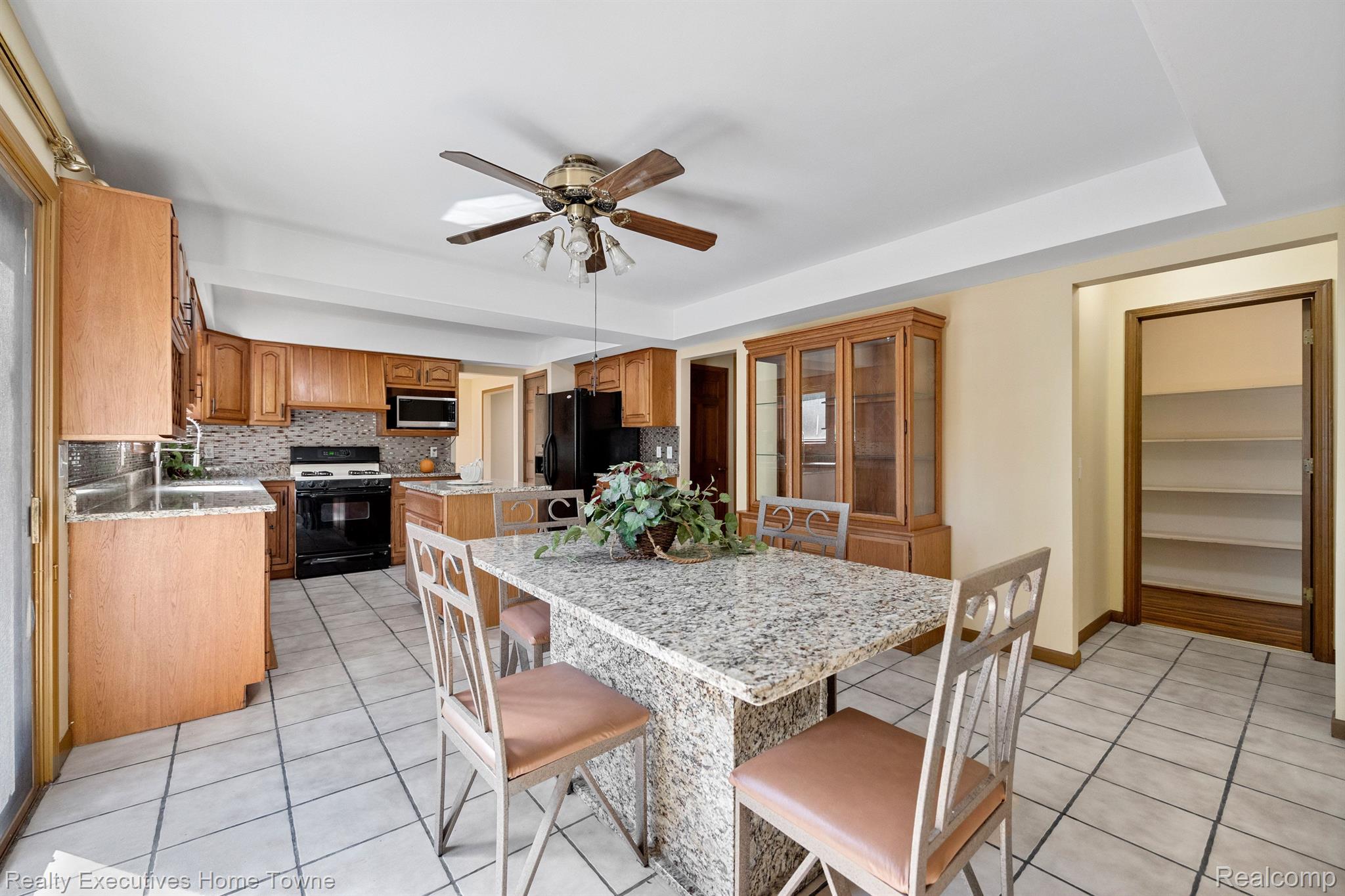 38798 Westchester Road Sterling Heights, MI 48310 - Photo 8 of 66 Gallery Image 8