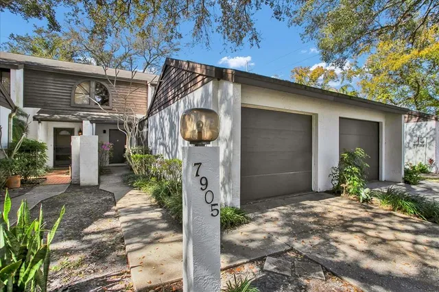 $259,990 | 7905 Luxbury Place, Tampa, FL 33614