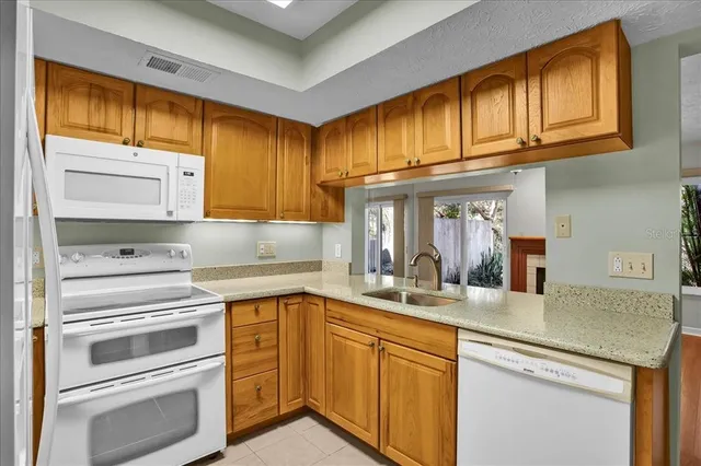 $259,990 | 7905 Luxbury Place, Tampa, FL 33614