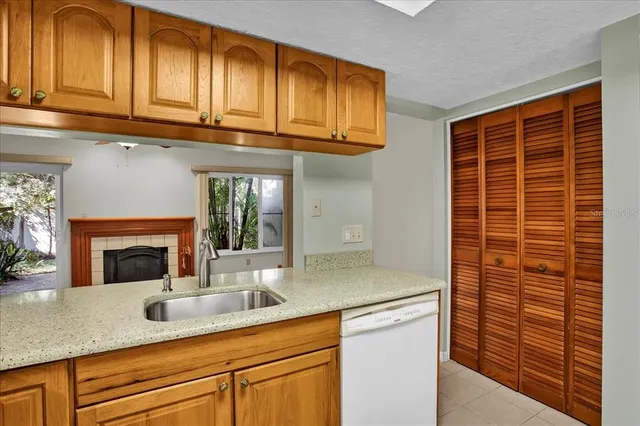 $259,990 | 7905 Luxbury Place, Tampa, FL 33614