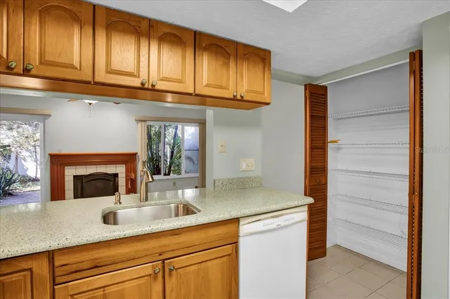 $259,990 | 7905 Luxbury Place, Tampa, FL 33614